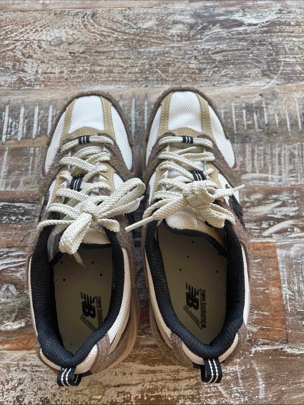 New Balance Beige White & Black Sneakers - Picture 6 of 6